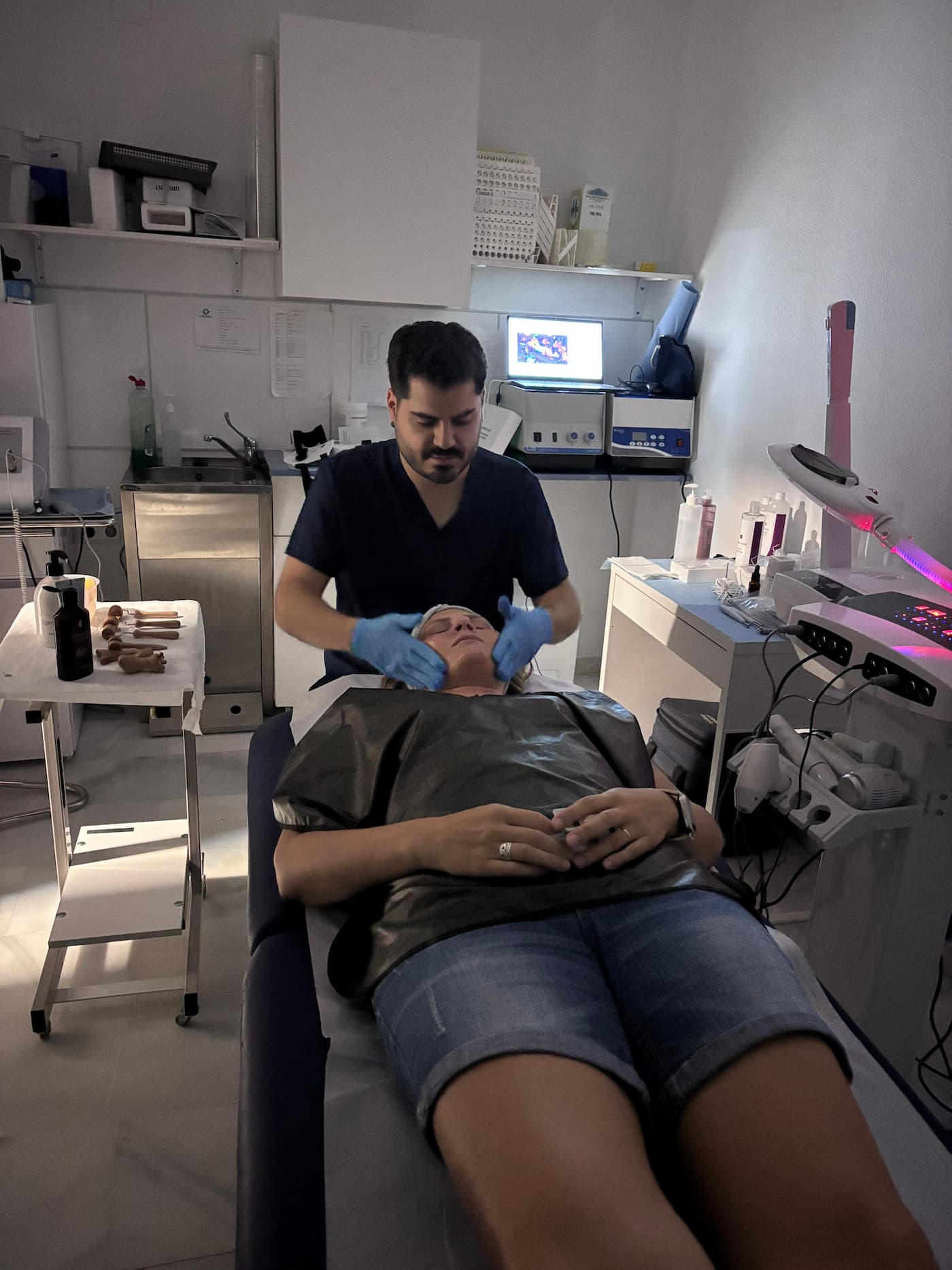 Docthos-Albox-drenaje-y-maderoterapia-facial-4.jpg