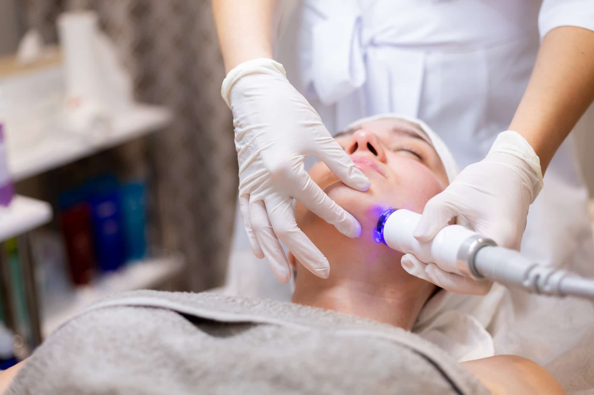 Laser-facial-en-Docthos-Salud.jpg Laser-facial-en-Docthos-Salud.jpg